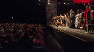 Hru nazkoušeli herci z několika. Letni Shakespearovske Slavnosti Ostrava Zahajuji Jiz 12 Rocnik Divadelniho Festivalu Zpravy Polar Tv