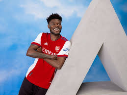 Arsenal 21/22 away mini kit. New Arsenal Home Kit 2021 22 Pictures As Adidas Launch Red And White Shirt Evening Standard
