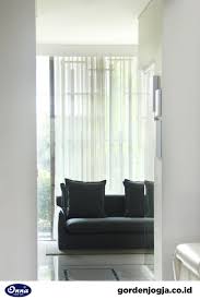 Desain ruang tamu tanpa sofa. Inspirasi Ciamik Desain Ruang Tamu Modern Minimalis
