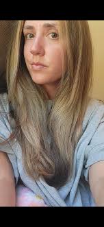 What hair color streaks are good for dark brown hair?