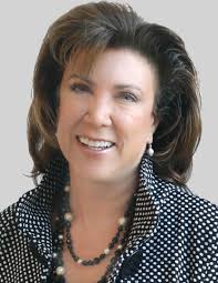 Marketing Professor Andrea L. Dixon Honored as Cornelia Marschall Smith  Professor of the Year