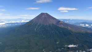 Man leaves tired 7-year-old son alone on Mount Fuji during family hike - CNN