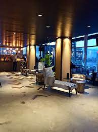 Lovage Lounge Doubletree Hilton New York Times Square West New York Times Square Hilton Times Square Travel Usa