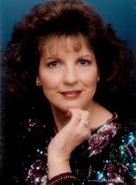 Paula Brummett's Instagram, Twitter & Facebook