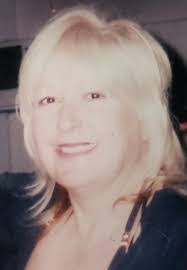 Lorrie Morris's Instagram, Twitter & Facebook