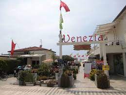 Inside Picture Of Bagno Venezia Lido Di Camaiore Tripadvisor