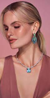 Hyde Park Collection Book 2024-2025 by Hyde Park Jewelers