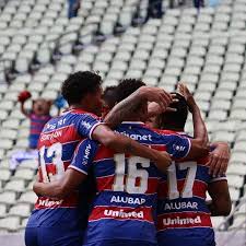 Com os mesmos 24 pontos, o fortaleza aparece em 3º e tenta defender sua vaga dos paulistas, que estão na 4ª posição. Classico Rei Fortaleza Derrota O Ceara Em Segunda Partida De Vojvoda 15 05 2021 Uol Esporte