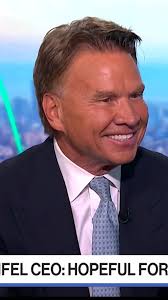 We were looking for a place to call 'home', and we found Stifel.” Listen to  Branch Manager Bart Reese from Sugar Land, Texas, explain how Stifel's  “can-do, client-focused” culture played an integral