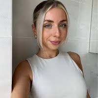 Donna Mckiernan's Instagram, Twitter & Facebook