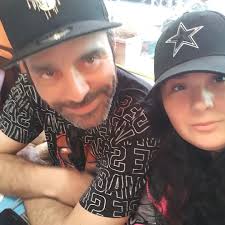 Juan is not impressed with his view of Mount Rushmore. 🤣 Tune in to  #90DayFiance,