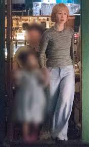 名站推薦 tips：2021年6月8日 更新失效連結 total 13 ». æœ¨æ'ã‚«ã‚¨ãƒ© 4æ‰ã®é•·å¥³ã‚'æ‰‹ã‚'å¼•ã„ã¦è‹¥ã€…ã—ã„ãƒžãƒžå§¿æ'® Newsãƒã‚¹ãƒˆã‚»ãƒ–ãƒ³