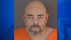 Man uses loyalty card at gas station trying to pay with fake cash