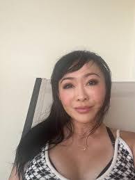 Beryl Poole's Instagram, Twitter & Facebook