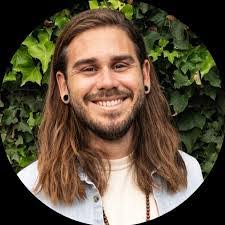 Scott Odom's Instagram, Twitter & Facebook