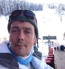 British actor toby kirkup passed away last year after he was sent home from the hospital in spite of having chest pain, a court in england was told this week. Tesvjzys8qcuym