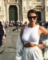 «haris wird ein hervorragender vater». Amina Seferovic Pesquisa De Fotos