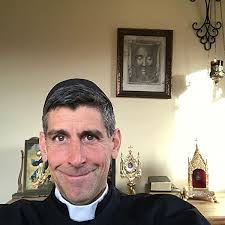 Lawrence Carney's Instagram, Twitter & Facebook