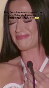 Katy Perry Daughter Daisy Peacock