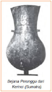 Jenis unsur tidaklah terlalu banyak. Fungsi Dan Gambar Nekara Moko Kapak Corong Bejana Perunggu Arca Dan Perhiasan Perunggu Alat Zaman Perundagian