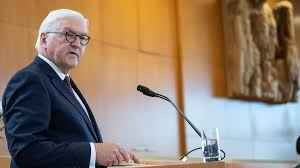 107 235 tykkäystä · 5 442 puhuu tästä. Steinmeier Die Deutschen Wissen Zu Wenig Uber Ihr Grundgesetz