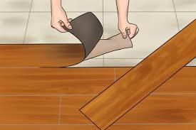 These knives are perfect for cutting all types of vinyl and linoleum floor coverings. How To Cut Vinyl Tiles Using A Lino Knife Wonkee Donkee Tools