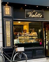 Elegante Vie Quotidienne On Instagram Boulangerie Soutoffrance Provence Bakery Croissants Violette Avignon Stree Popcorn Maker Kitchen Appliances