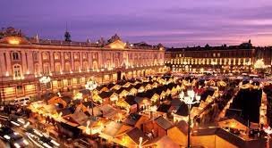 Les illuminations de noel a toulouse christmas lightings in toulouse france c m baldello office de tourisme explore france atelier creatif aux archives de toulouse pendant les vacances de l haute garonne. Noel 2019 Les 20 Plus Beaux Marches De Noel