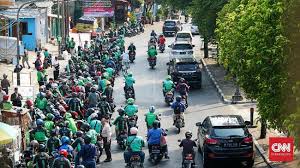 Polisi suruh pelaku aksi `jokowi end game` lihat rumah sakit & kuburan. Gojek Grab Shopee Bantah Terlibat Demo Jokowi End Game