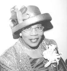 Deena Dixon's Instagram, Twitter & Facebook