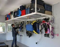 C Est Toujours Le Fouillis Dans Votre Garage Ou Dans La Cabane De Jardin Avec Ces 21 Brillants Conseils Vous Pourrez Tout Ranger Rangement Rangement Garage Rangement Maison