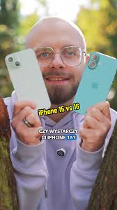 To przezroczysty telewizor, który ma 77 cali