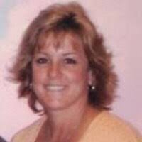 Holly Bright's Instagram, Twitter & Facebook