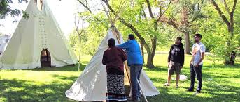 Choosing a master of social work program is an important personal decision. Social Work Indigenous Knowledges Msw Explore University Of Manitoba