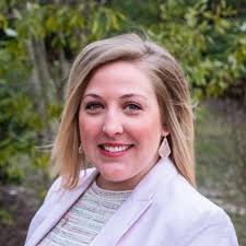 Katelyn Bledsoe's Instagram, Twitter & Facebook