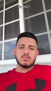 Abner Castillo (@abner.castillo843)'s videos with Subetee lirico en la casa  aleelinares1