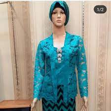 Kali pertama terlihat falisya, hati yusoff sudah terpikat. Jual Kebaya Bali Brukat Kutubaru Biru Tosca Turquoise M Jakarta Selatan Batik Antik Solo Tokopedia
