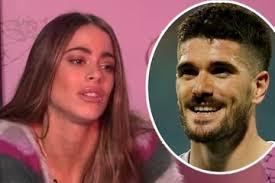 Rodrigo de Paul y Tini Stoessel confirmaron su separación