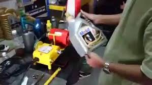 Dah 2,3 tahun kerja, kau pun berkahwin, lalu dapat anak. Panduan Memilih Minyak Enjin Kereta Paling Terbaik Posts Facebook