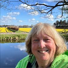 Stan added names to his 4th grade class photo.....