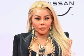 Lil' Kim claims memoir presales are 'surpassing the Bible'