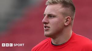 James Dun: Bristol forward signs new 'long-term' deal