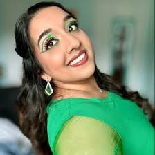 Jasmin George (jazzyphizzle28)