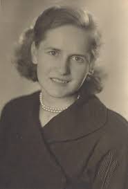 Helga Agnes Elmore
