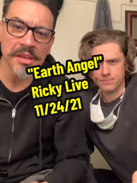 Aaron Tveit and Ricky Rojas singing "Earth Angel" during the 11/24/21 Ricky  Live 📹 Ricky Rojas #aarontveit #rickyrojas #rickyrojaslive #moulinrouge  #moulinrougemusical #moulinrougebroadway ...