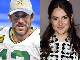 This section compares his advanced stats with players at the same position. Aaron Rodgers And Shailene Woodley S Relationship Timeline