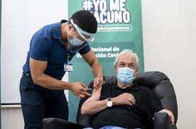 Las vacunas se utilizan para reforzar el sistema inmunitario y prevenir enfermedades graves y potencialmente mortales. Gob Cl Articulo Presidente Pinera Recibe Vacuna Contra El Covid 19 Me Siento Orgulloso De La Forma En Que Los Chilenos Hemos Enfrentado Con Coraje Con Disciplina Y Con Resiliencia Esta Pandemia