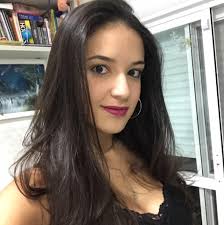 Morre jovem que foi projetada para fora do carro em acidente na Freeway