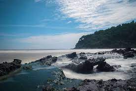 Pantai karangbolong adalah sebuah pantai berpasir putih di pulau nusakambangan di kabupaten cilacap, jawa tengah. Telepon Pantai Karang Bolong Telepon Pantai Karang Bolong Vlog Anak Liburan Klik Disini Jam Buka Blog Haji