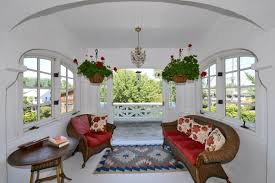 We did not find results for: Rent Governor Andrew Cuomo S Former Queens Mansion For 5 500 Month Curbed Ny